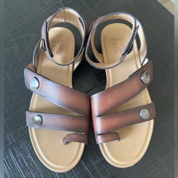 Naturalizer Women's Tassy Flat Gladiator Sandal Brown SZ 8.5 Leather - Picture 2 of 9